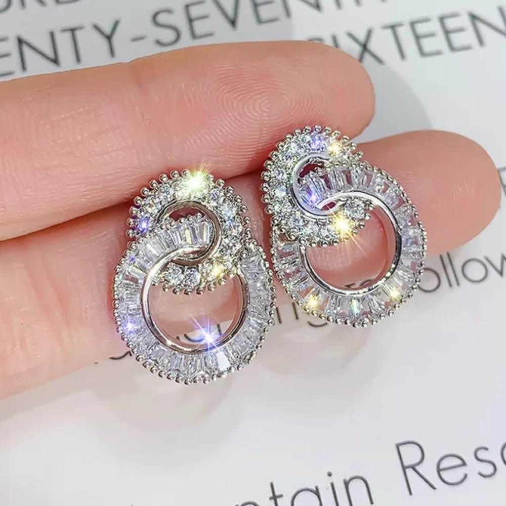 ** Luxury 925 Silver White Sapphire Hoop Earrings - Picture 2 of 7